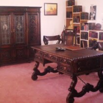 Vendo despacho de madera roble antiguo